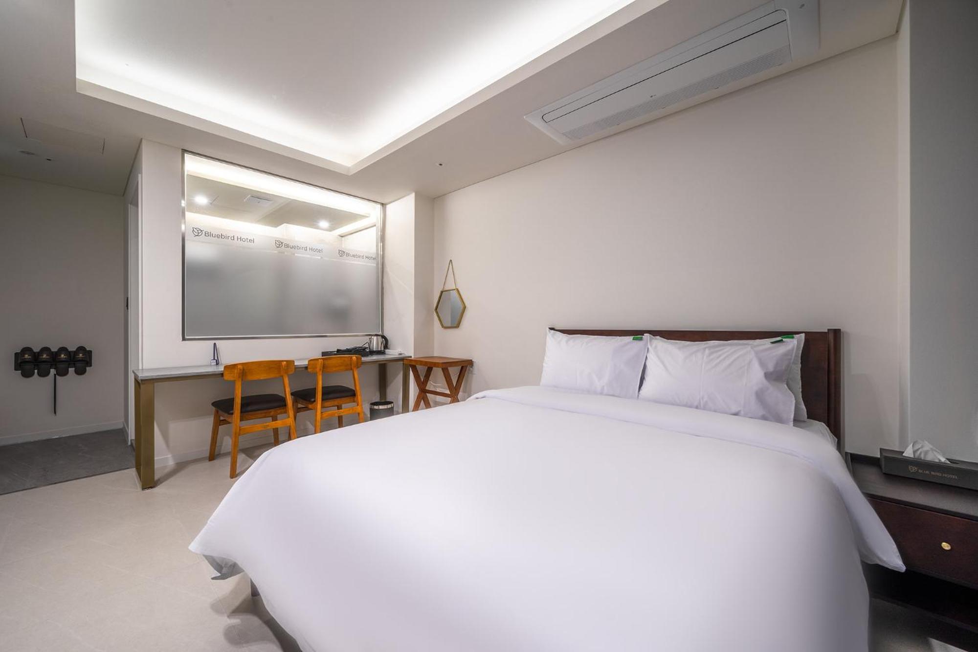 Bluebird Hotel Incheon Luaran gambar